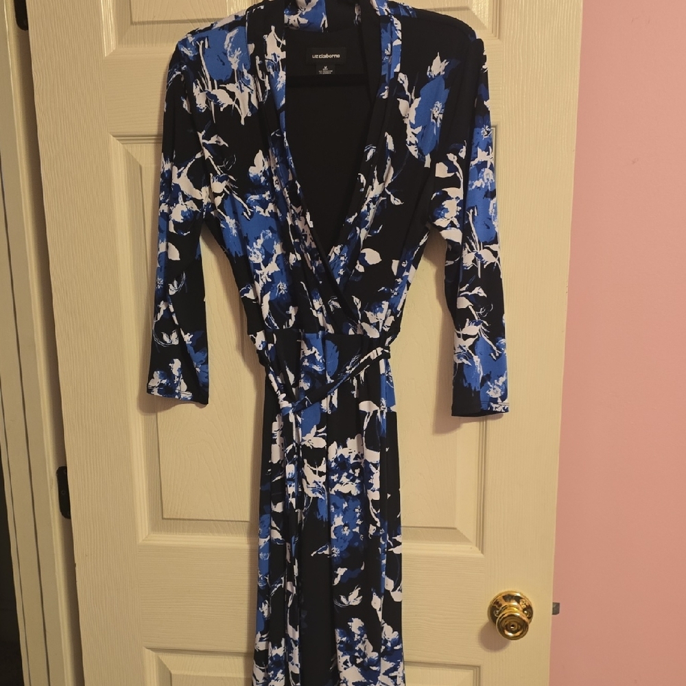 Liz Claiborne Black and Blue Patterned Dress‎